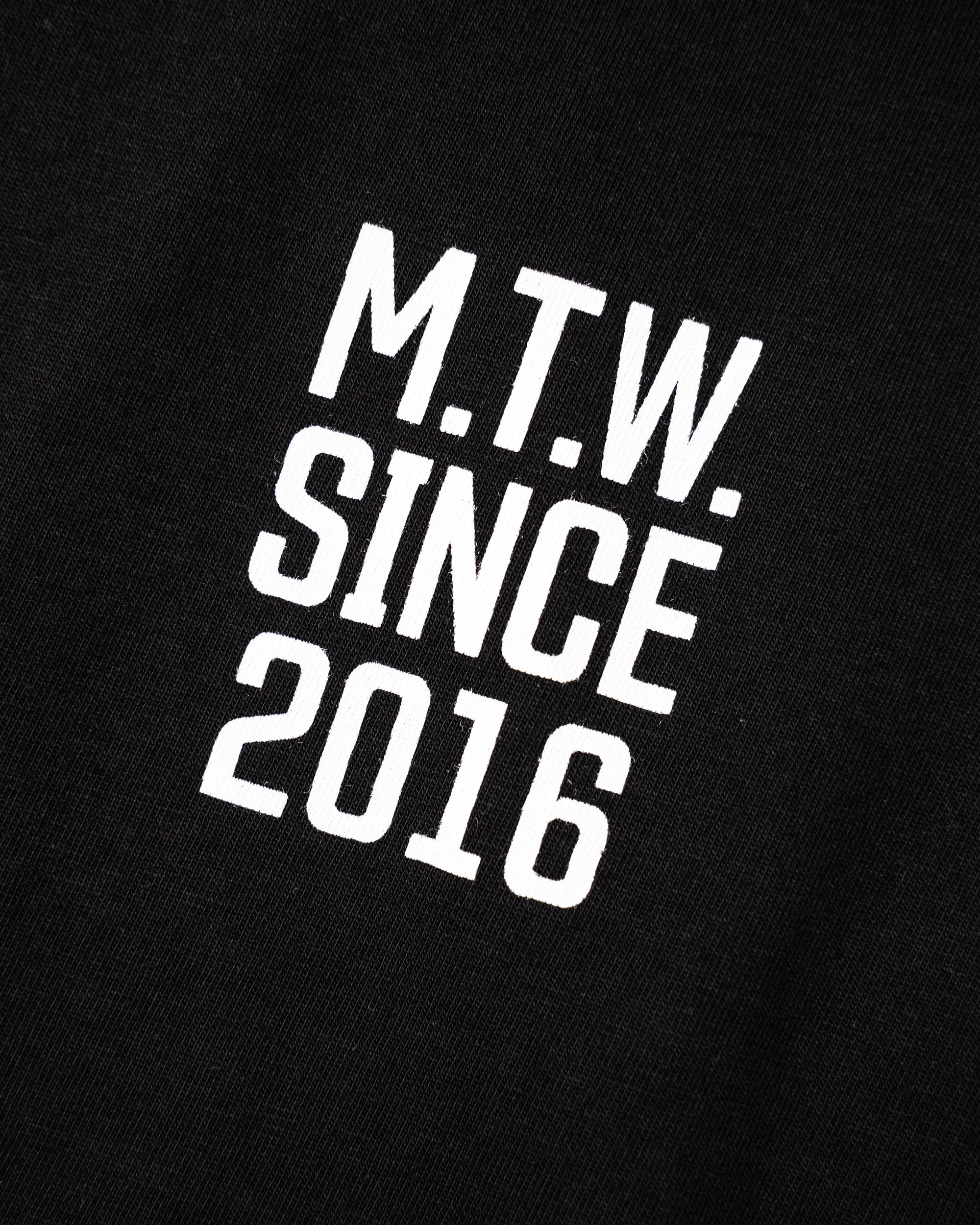 Crest MTW Oversize Tee Negro
