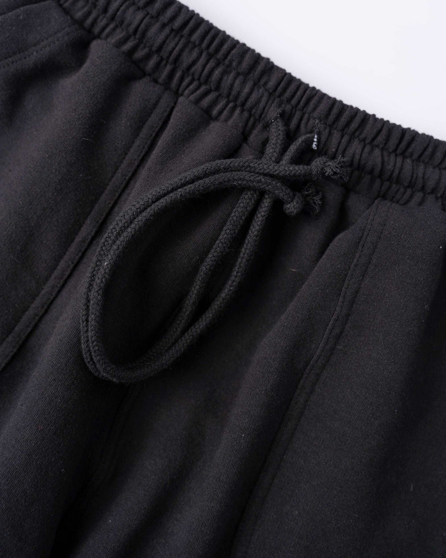 Nova Shorts Negro