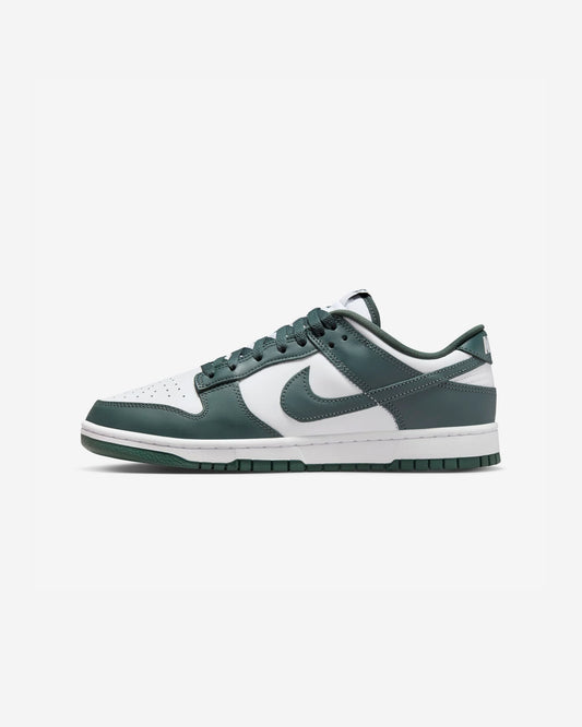 Dunk Low Retro